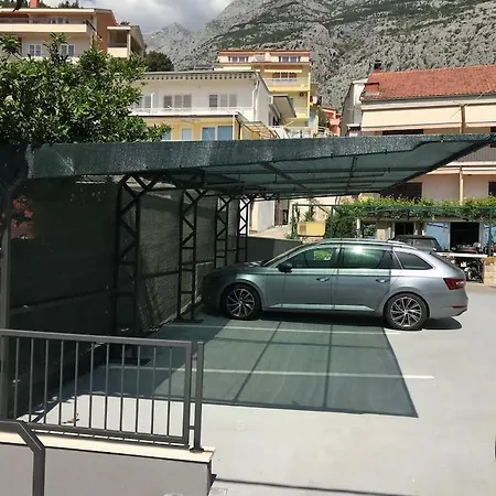 Melassy Makarska